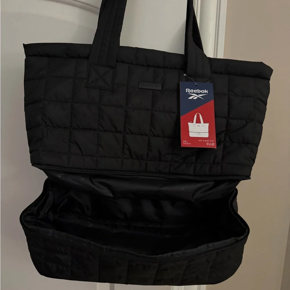 Brand new”Reebok”(ELLIE)tote bag.Size-H-15”,W-20”xD7”.23L capacity.Color-black🖤 - Picture 6 of 14
